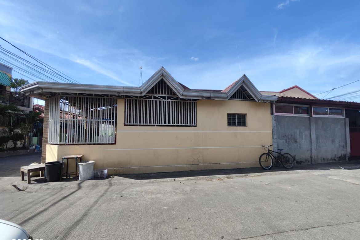 1 Bedroom Townhouse for Sale in Bucandala I, Imus, Cavite – photo 3