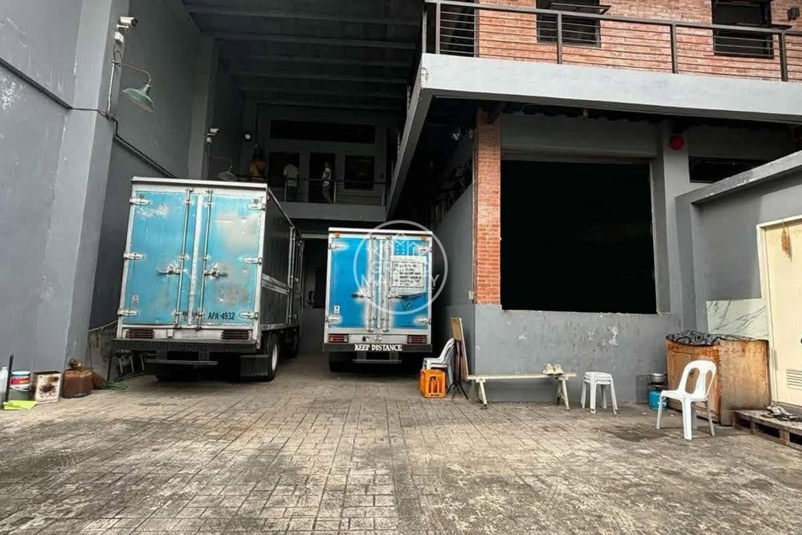 1 Bedroom Warehouse / Factory for Rent in Santa Mesa, Manila, Metro Manila near LRT-2 V. Mapa