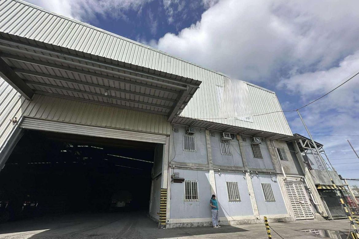 1 Bedroom Warehouse / Factory for Sale in Pulong Santa Cruz, Santa Rosa, Laguna – photo 3