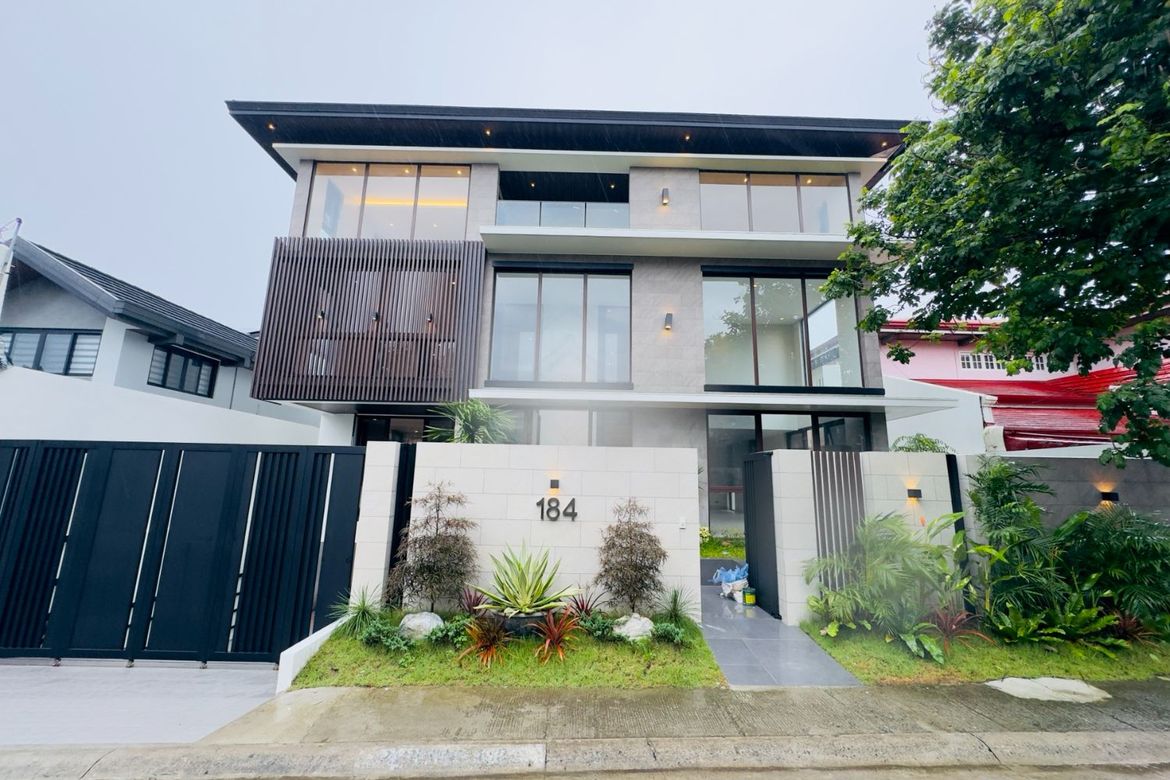 10 Bedroom House for Sale in Ayala Alabang Village, New Alabang Village, Muntinlupa, Metro Manila