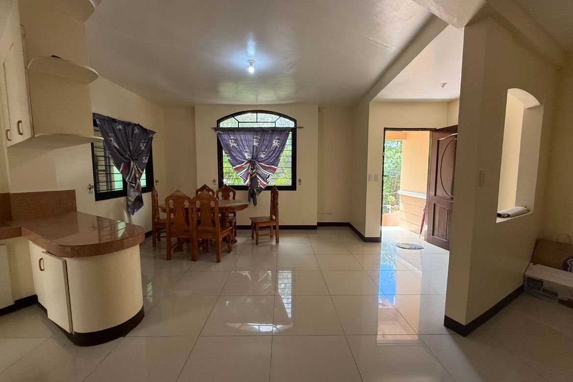 10 Bedroom House for Sale in Bakakeng North, Baguio, Benguet – photo 7