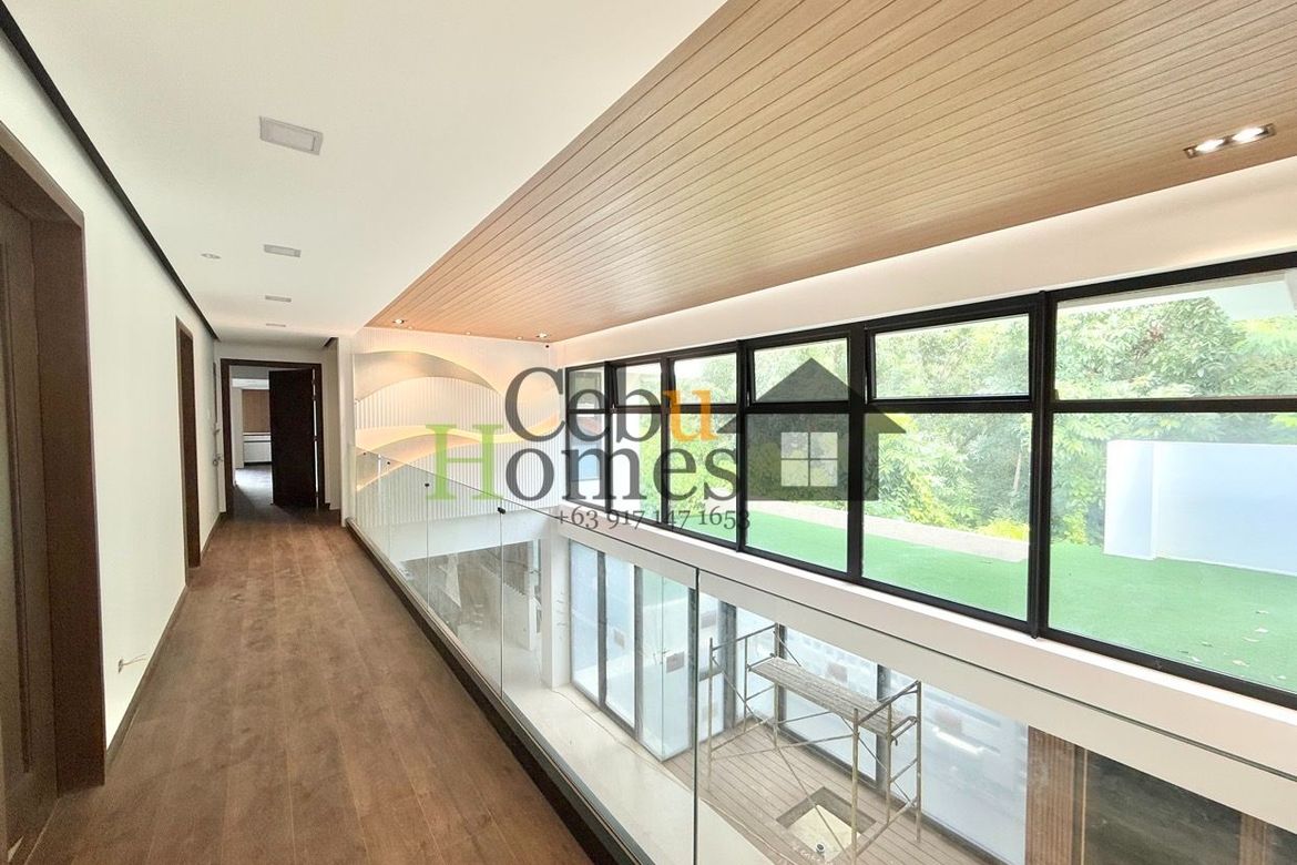 10 Bedroom House for Sale in Banilad, Cebu City, Cebu – photo 2