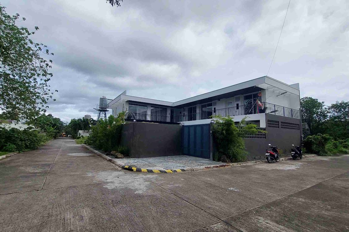 10 Bedroom House for Sale in Masaya, Bay, Laguna – photo 3