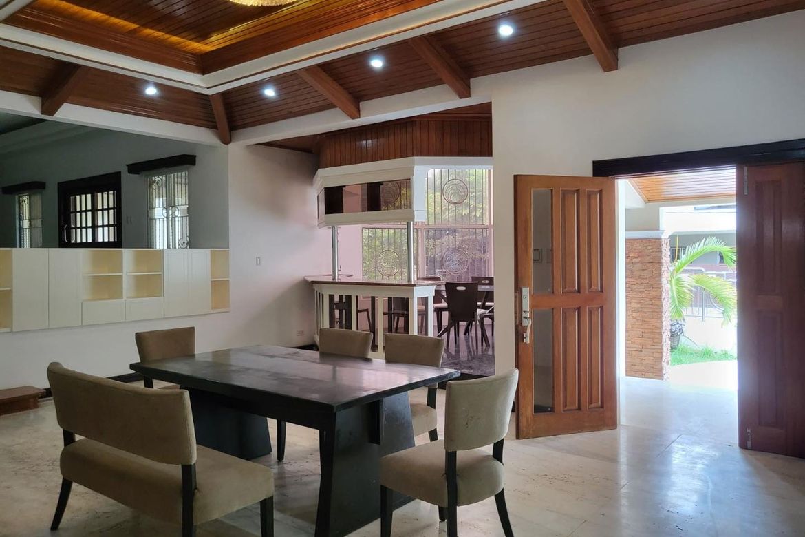 10 Bedroom House for Sale in Pampang, Angeles, Pampanga – photo 5