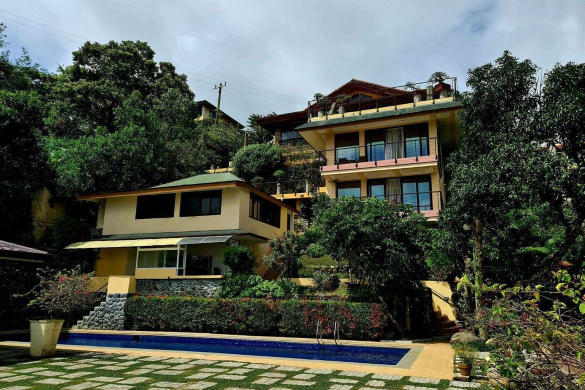 10 Bedroom House for Sale in San Jose, Tagaytay, Cavite