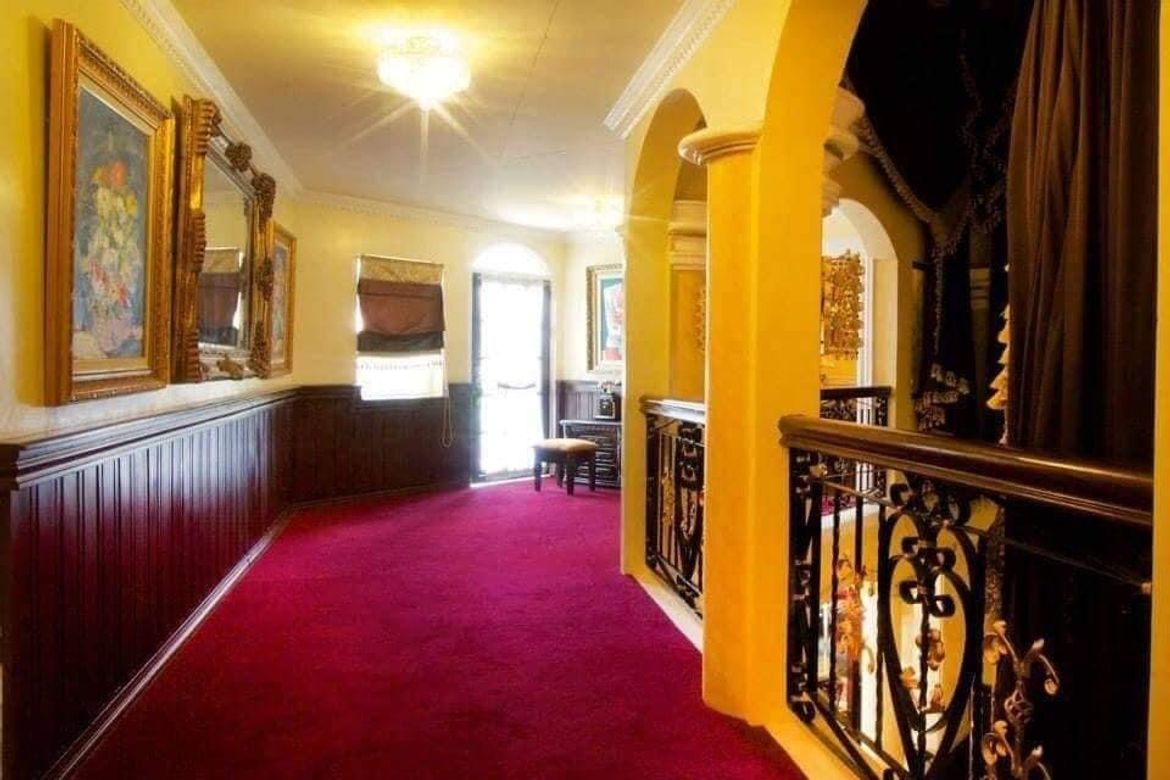10 Bedroom Villa for Sale in Pansol, Quezon City, Metro Manila – photo 5