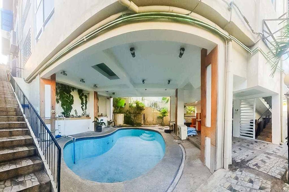 11 Bedroom House for Sale in Banilad, Cebu City, Cebu – photo 2