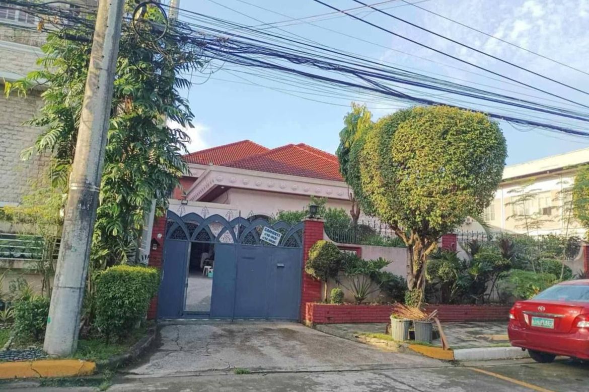 11 Bedroom House for Sale in Loyola Heights, Quezon City, Metro Manila – photo 4