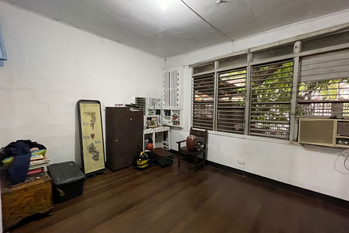 12 Bedroom House for Sale in Central, Quezon City, Metro Manila – photo 3