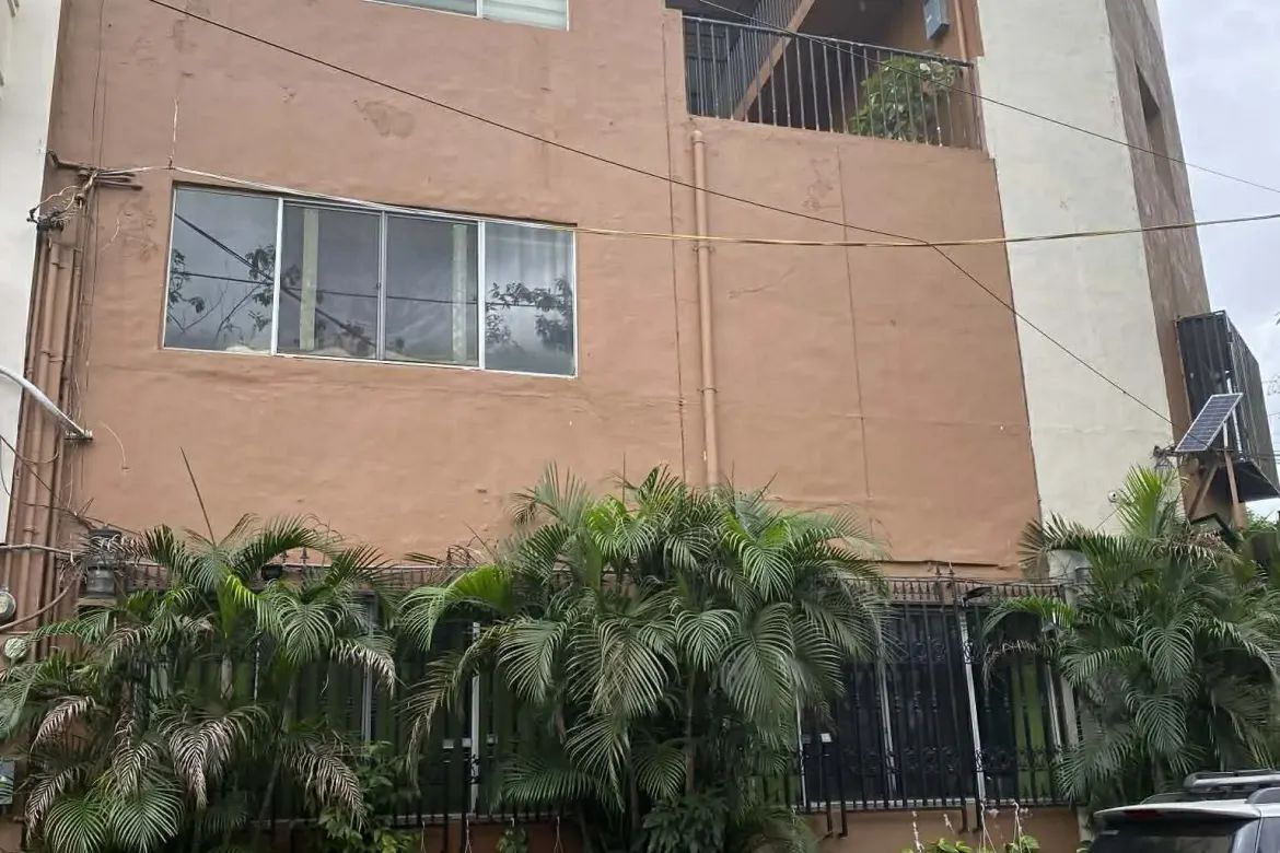 12 Bedroom House for Sale in Comembo, Makati, Metro Manila – photo 3