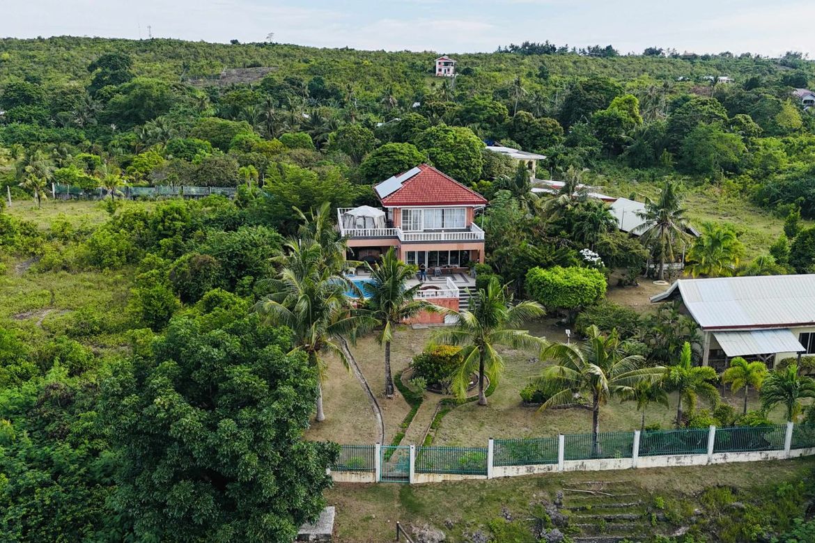 12 Bedroom House for Sale in Sondol, Loon, Bohol – photo 3