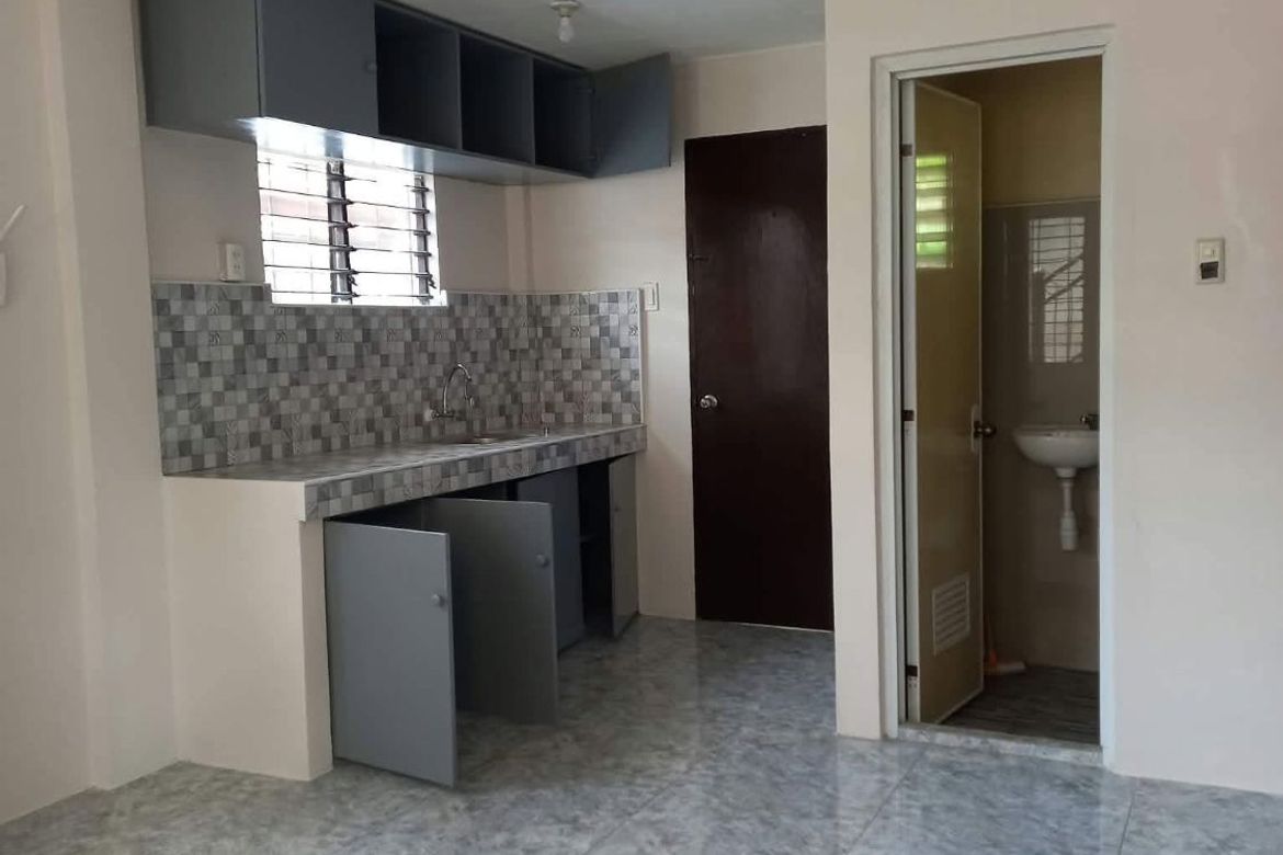 12 Bedroom Shophouse for Sale in Poblacion, Liloan, Cebu