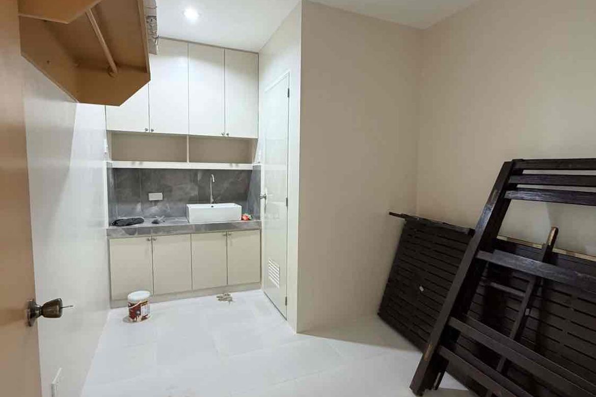 14 Bedroom Shophouse for Sale in Subangdaku, Mandaue, Cebu – photo 2