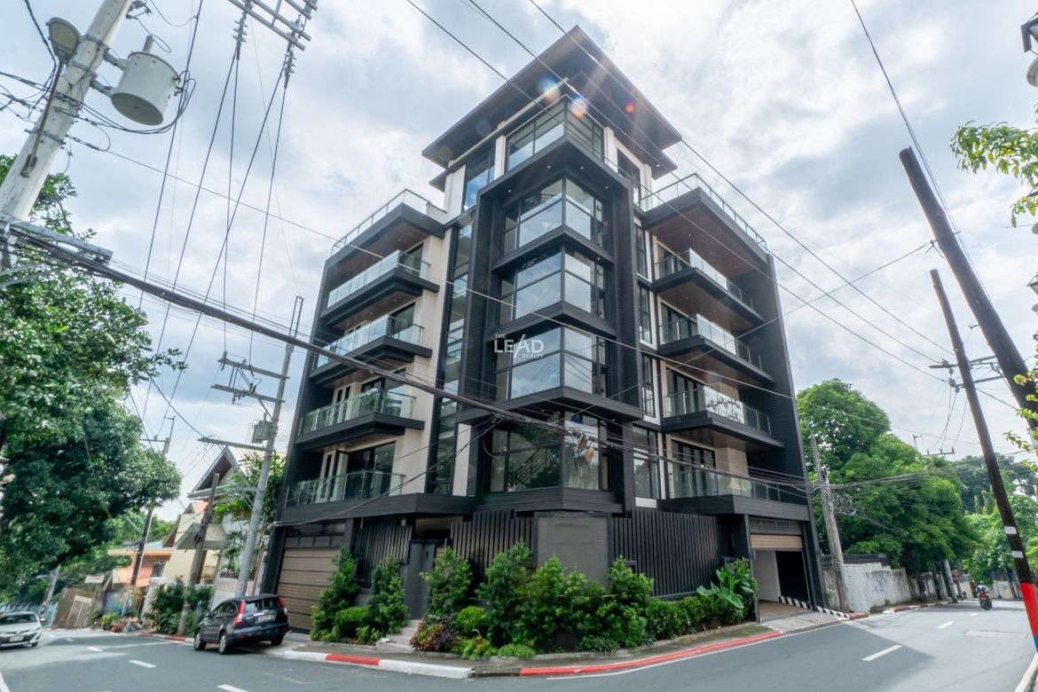 15 Bedroom Shophouse for Sale in Corazon de Jesus, San Juan, Metro Manila near LRT-2 J. Ruiz