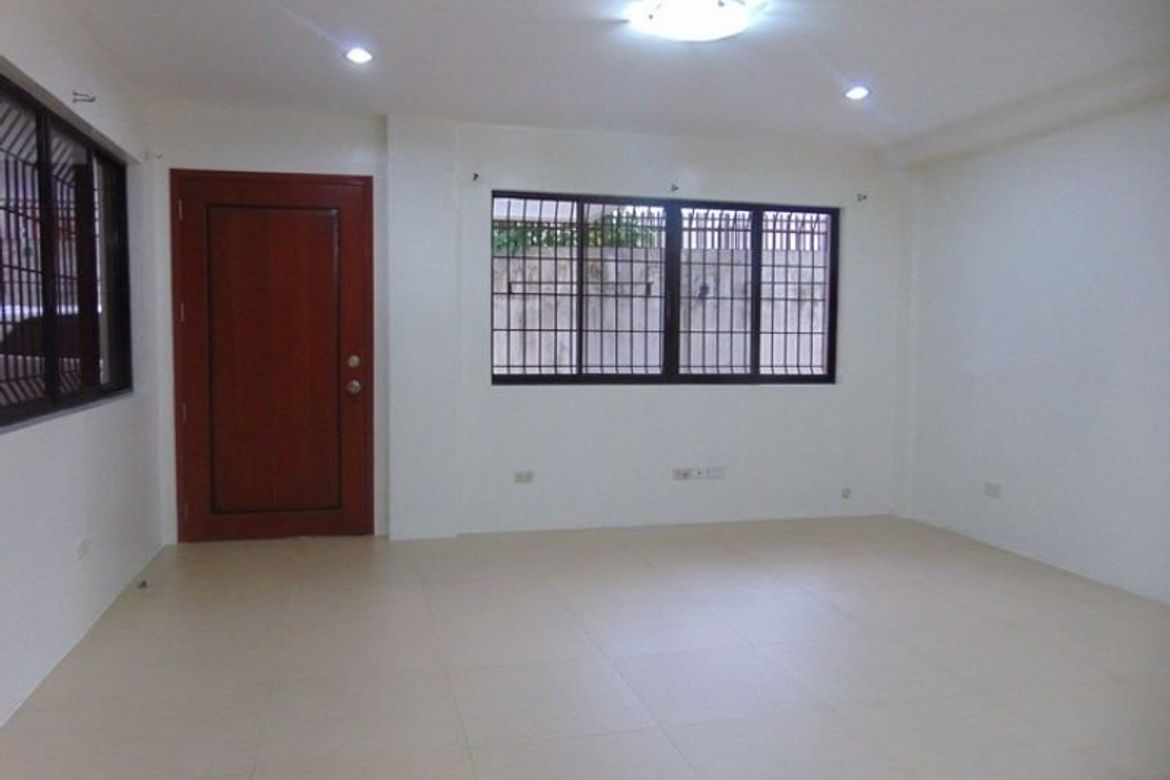 16 Bedroom House for Sale in Banilad, Cebu City, Cebu
