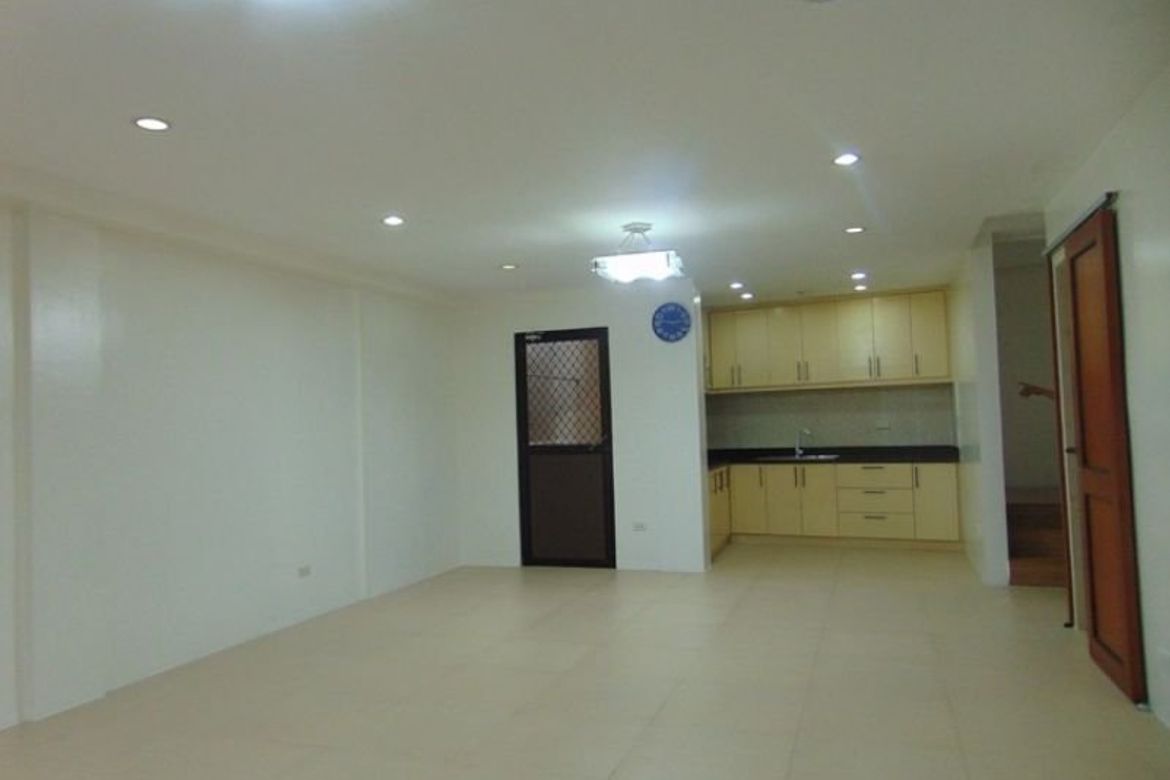 16 Bedroom House for Sale in Banilad, Cebu City, Cebu – photo 2
