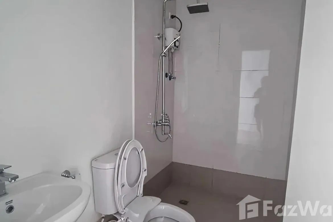 17 Bedroom Commercial for Sale in Bel-Air, Makati City near MRT-3 Buendia – photo 8