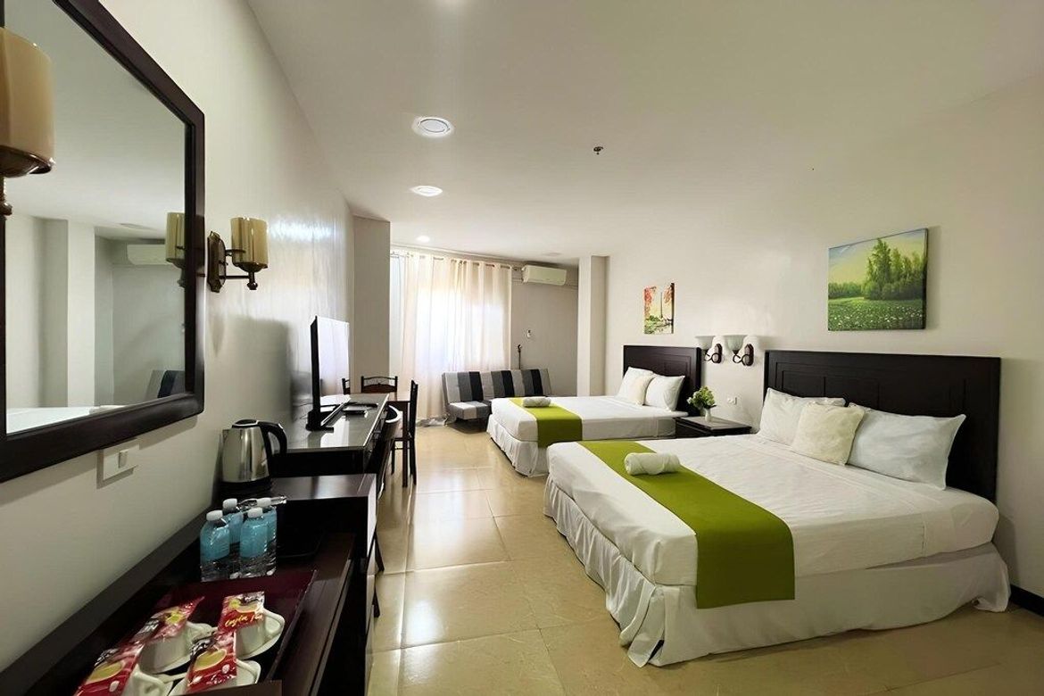 17 Bedroom Hotel / Resort for Sale in Balantang, Iloilo City, Iloilo