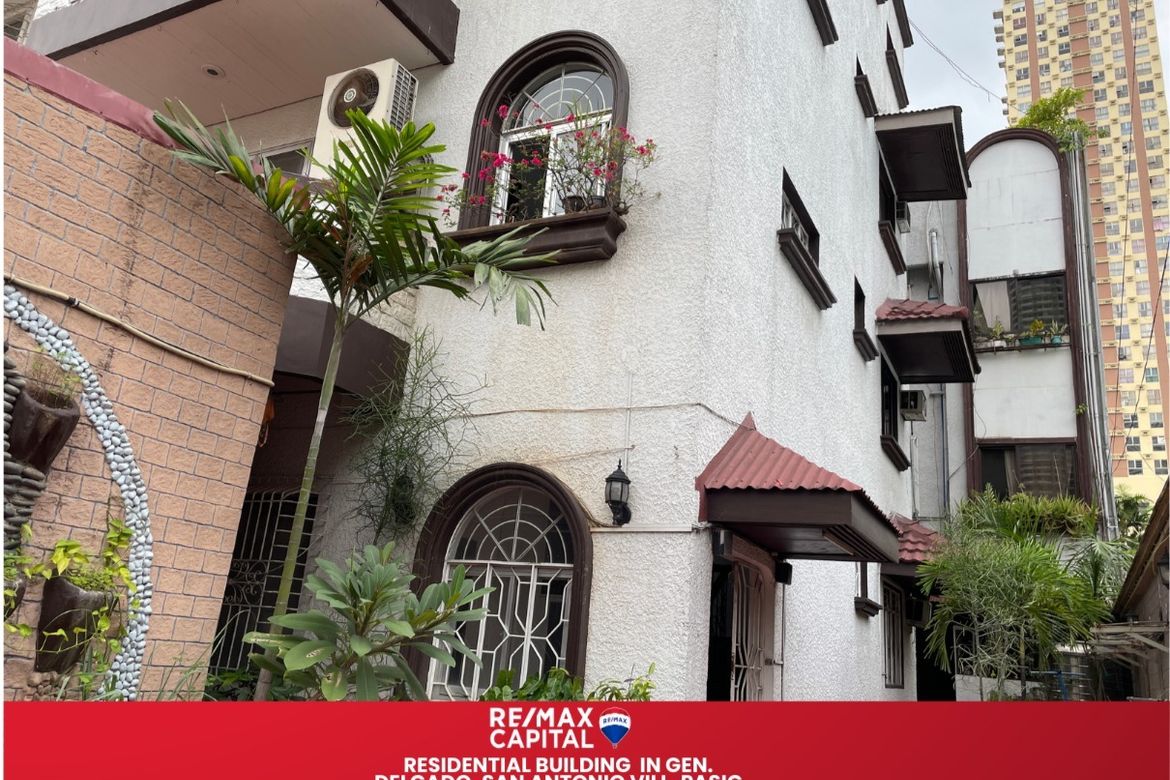 18 Bedroom House for Sale in San Antonio, Pasig, Metro Manila near MRT-3 Shaw Boulevard