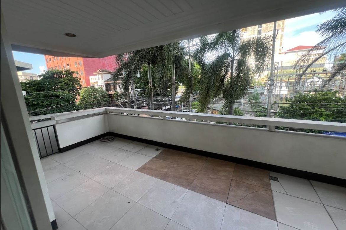 18 Bedroom Shophouse for Sale in South Triangle, Quezon City, Metro Manila – photo 3