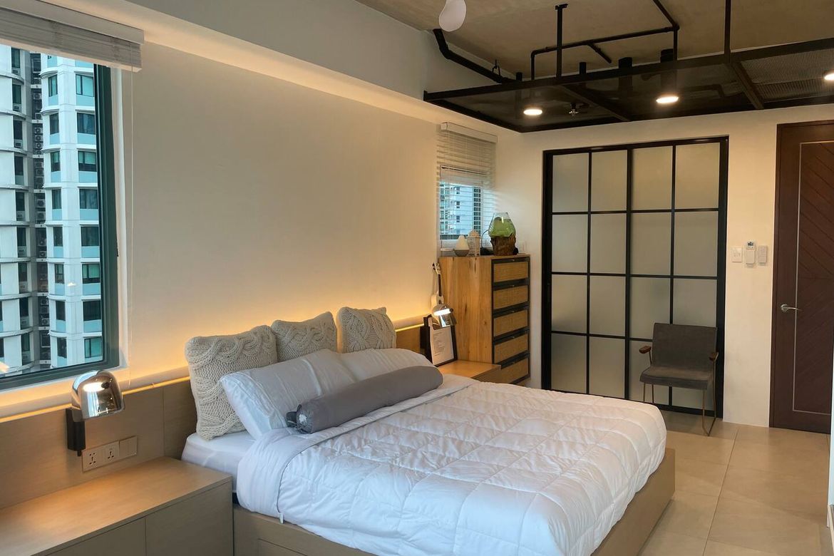 2 Bedroom Apartment for Rent in BGC, Taguig, Metro Manila near MRT-3 Buendia photo 5