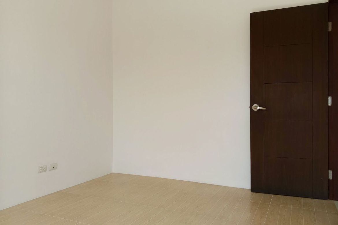 2 Bedroom Apartment for Rent in Culiat, Quezon City, Metro Manila photo 5