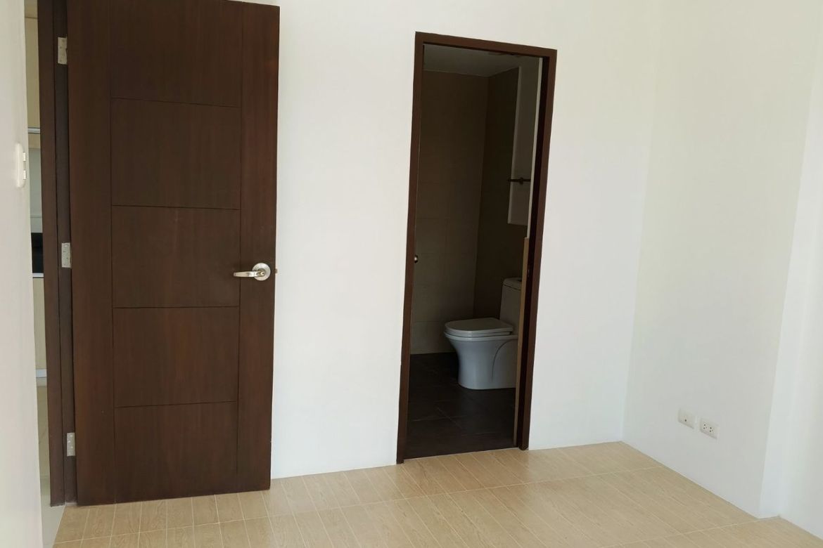 2 Bedroom Apartment for Rent in Culiat, Quezon City, Metro Manila photo 8
