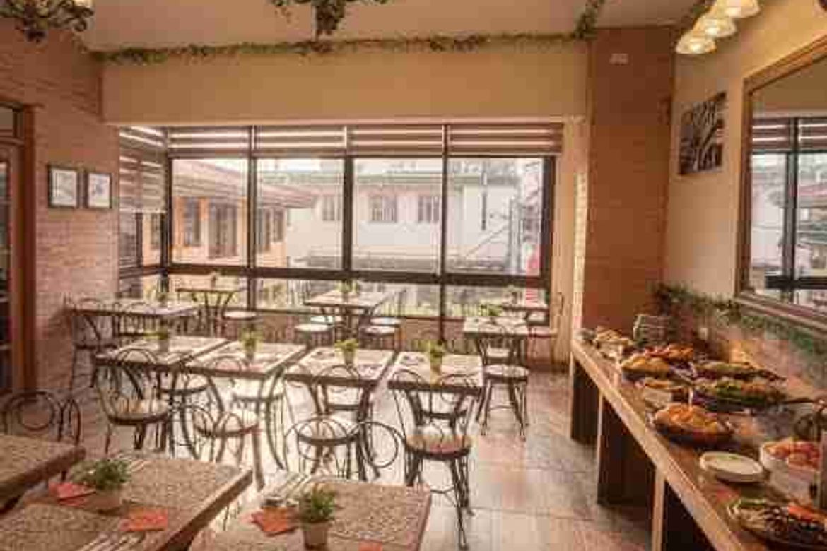 2 Bedroom Apartment for Rent in Malate, Manila, Metro Manila near LRT-1 Pedro Gil photo 8