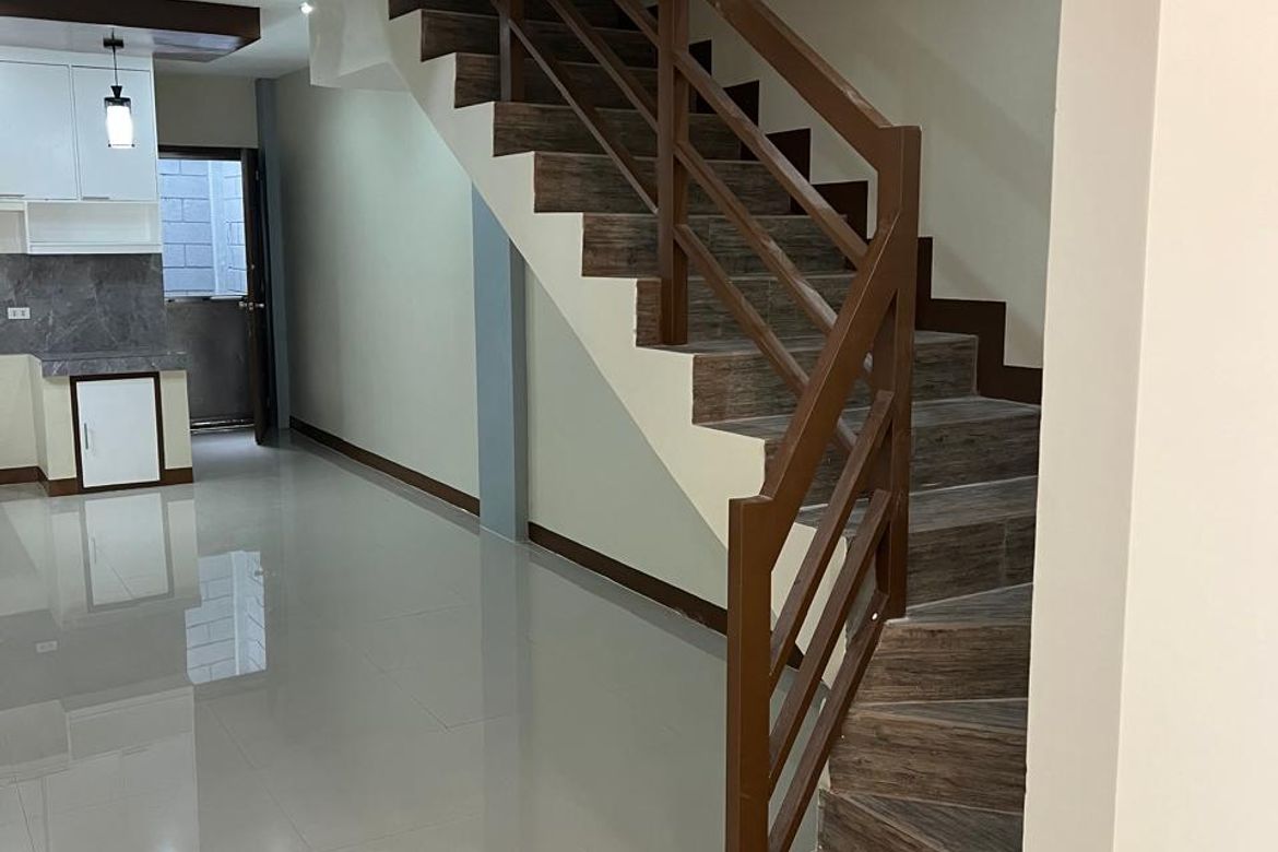 2 Bedroom Apartment for Rent in San Isidro, Parañaque, Metro Manila photo 6