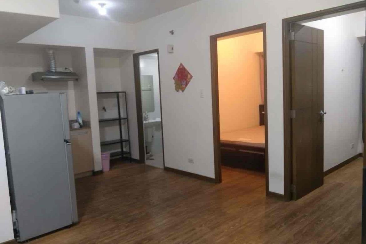 2 Bedroom Apartment for Sale in Barangay 76, Pasay, Metro Manila near LRT-1 Libertad