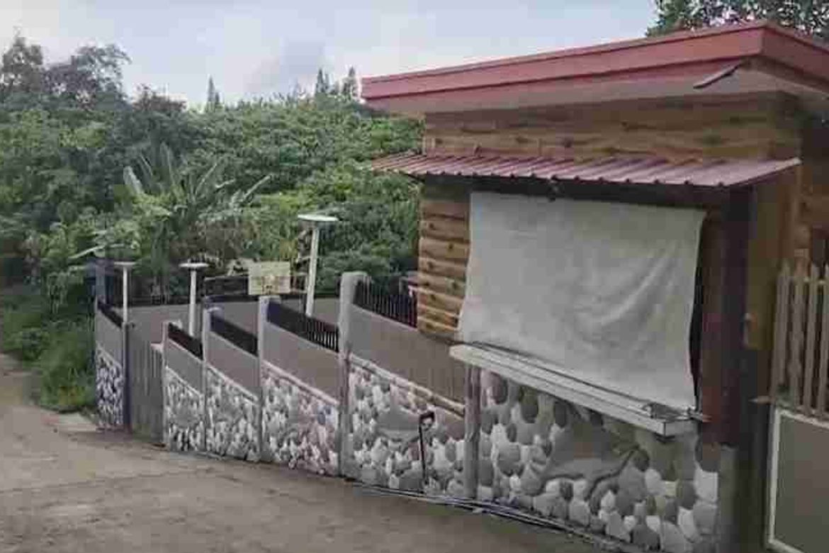 2 Bedroom Commercial for Sale in Bucal, Amadeo, Cavite