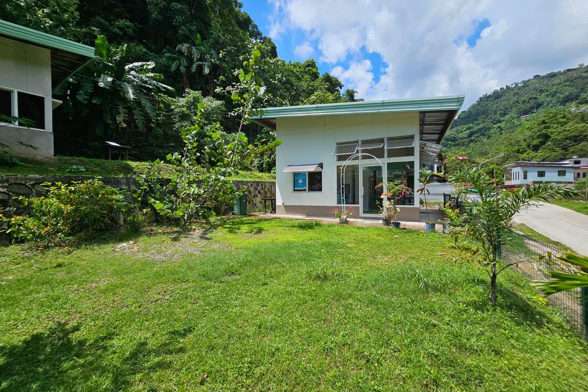 2 Bedroom Commercial for Sale in South Poblacion, Valencia, Negros Oriental – photo 3