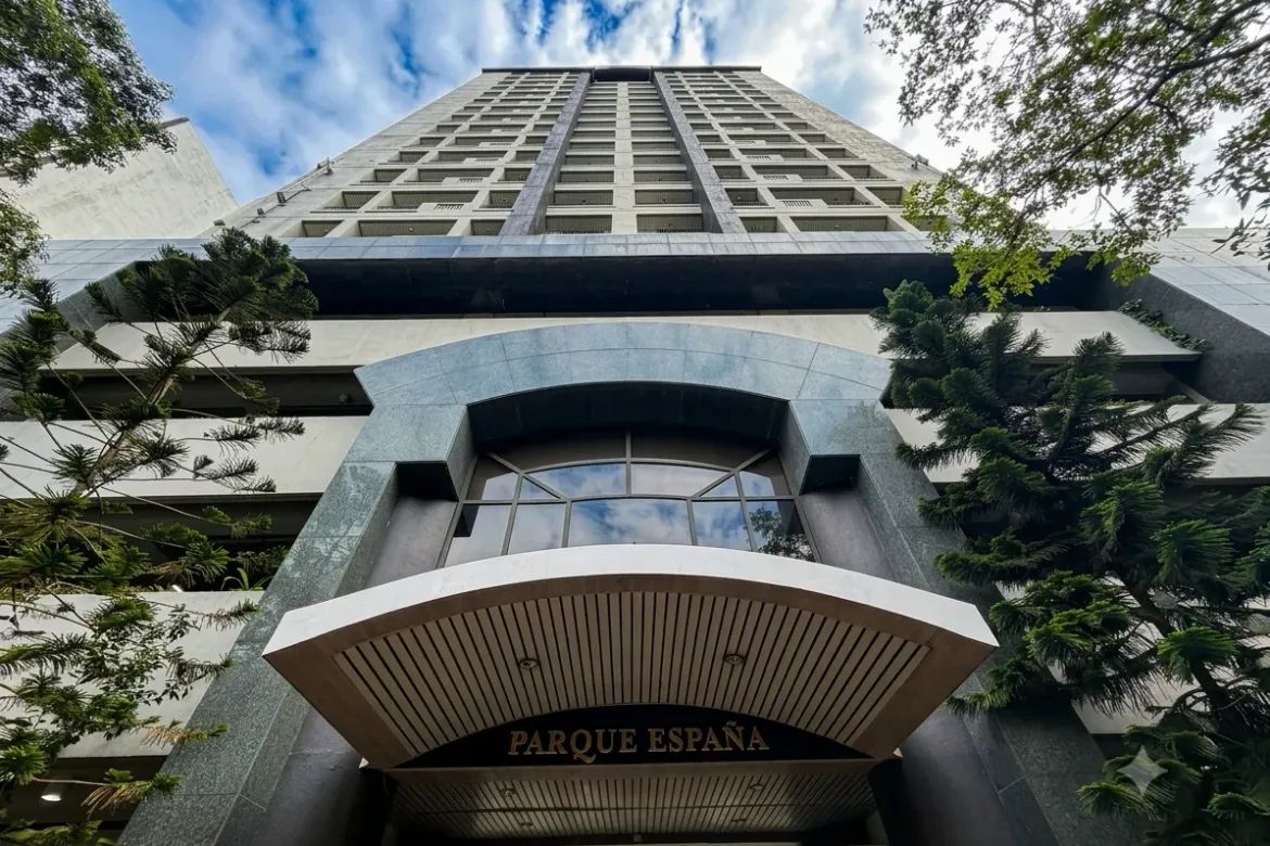 2 Bedroom Condo for Rent in Alabang, Muntinlupa, Metro Manila