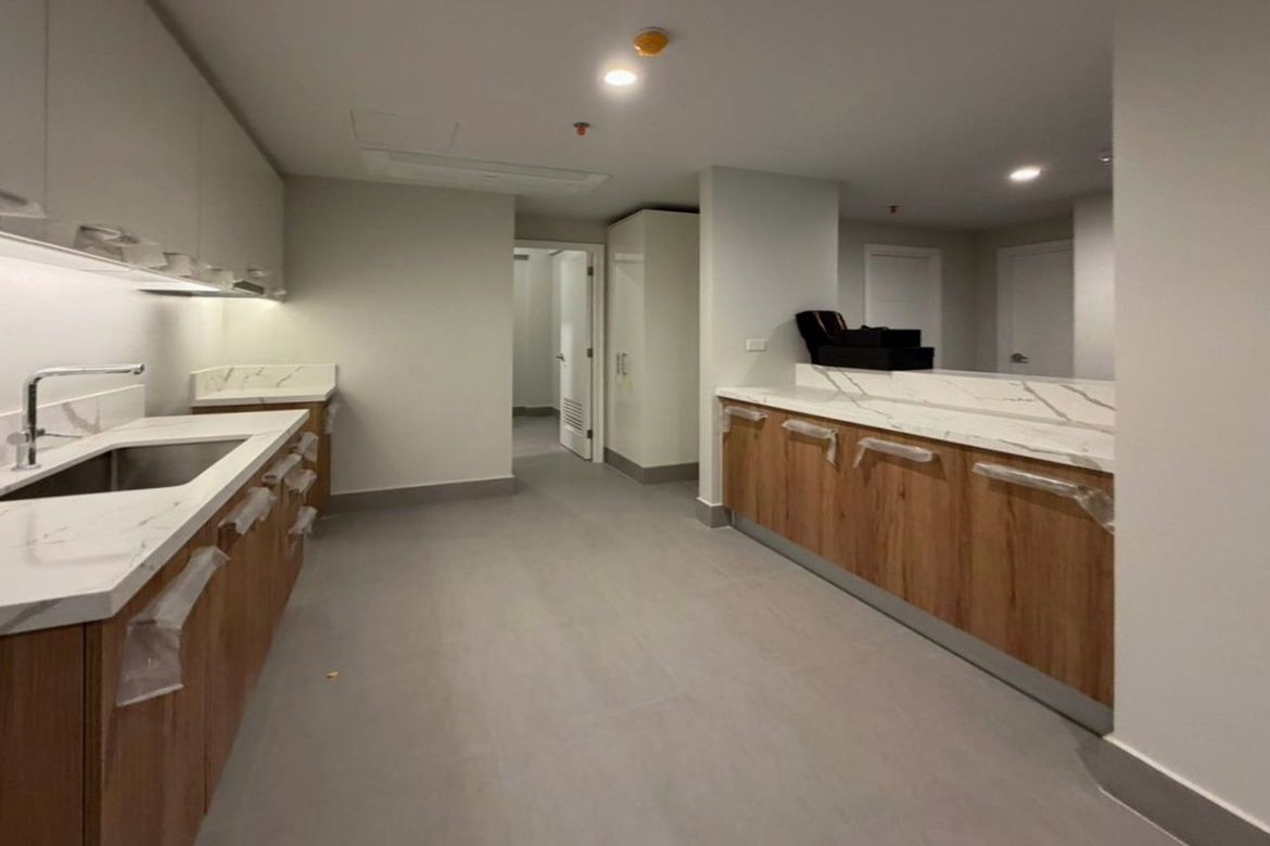 2 Bedroom Condo for Rent in Bagong Lipunan Ng Crame, Quezon City, Metro Manila near LRT-2 Betty Go-Belmonte photo 6