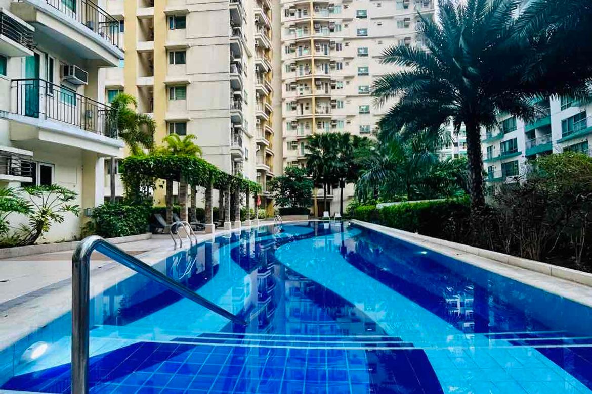 2 Bedroom Condo for Rent in Barangay 76, Pasay, Metro Manila near LRT-1 Libertad