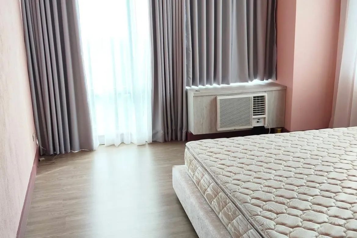 2 Bedroom Condo for Rent in Bellagio Towers, BGC, Taguig, Metro Manila near MRT-3 Buendia photo 8
