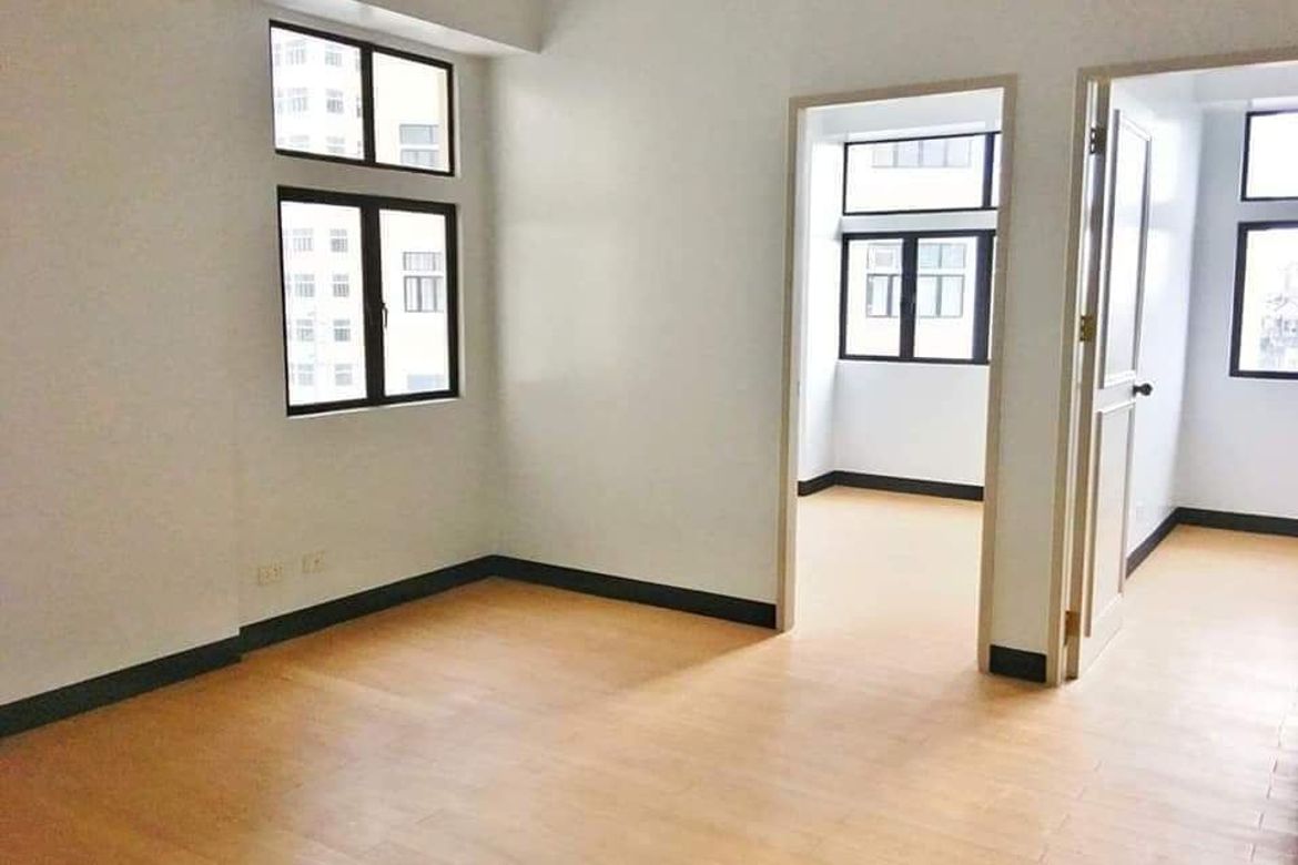 2 Bedroom Condo for Rent in Cambridge Village, San Andres, Cainta, Rizal photo 3