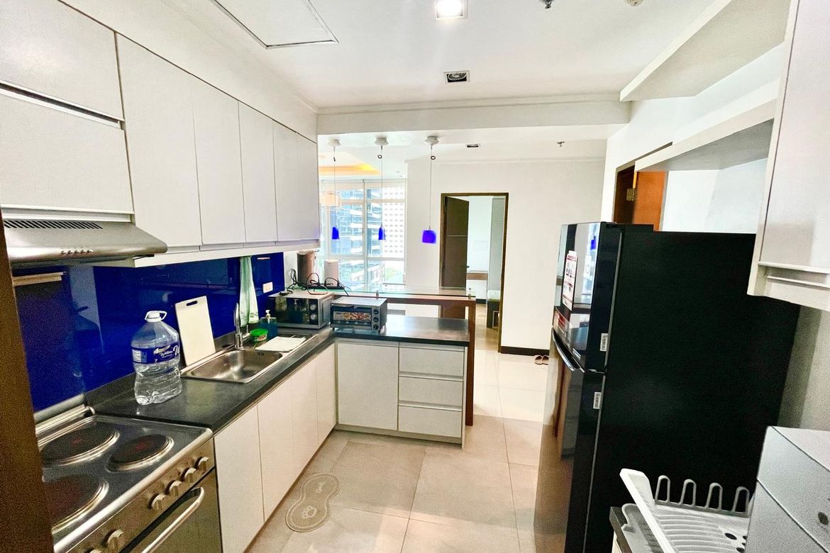2 Bedroom Condo for Rent in Crescent Park Residences, Bagong Tanyag, Taguig, Metro Manila photo 4