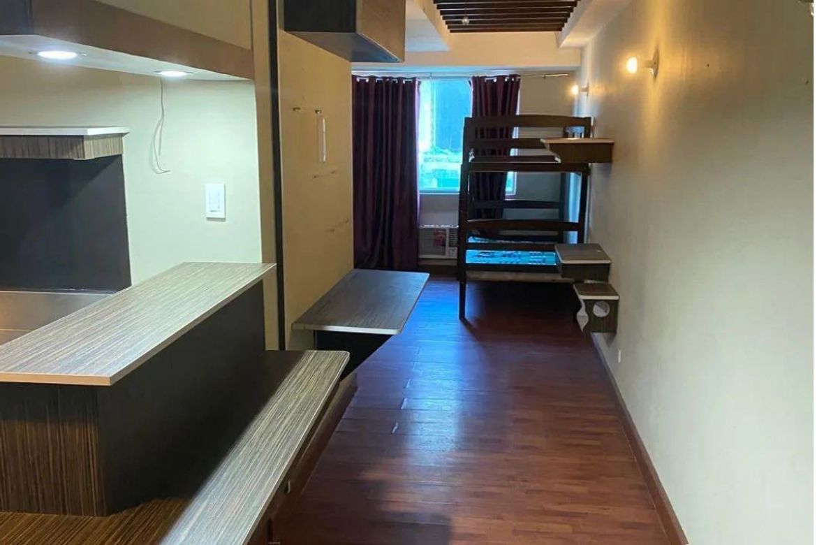 2 Bedroom Condo for Rent in Don Galo, Parañaque, Metro Manila