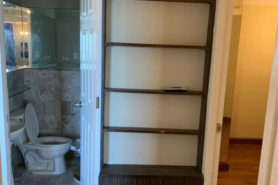 2 Bedroom Condo for Rent in Don Galo, Parañaque, Metro Manila photo 2