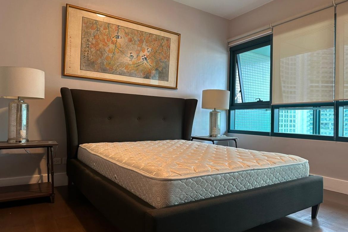 2 Bedroom Condo for Rent in Edades Tower, Rockwell, Makati, Metro Manila near MRT-3 Guadalupe photo 5