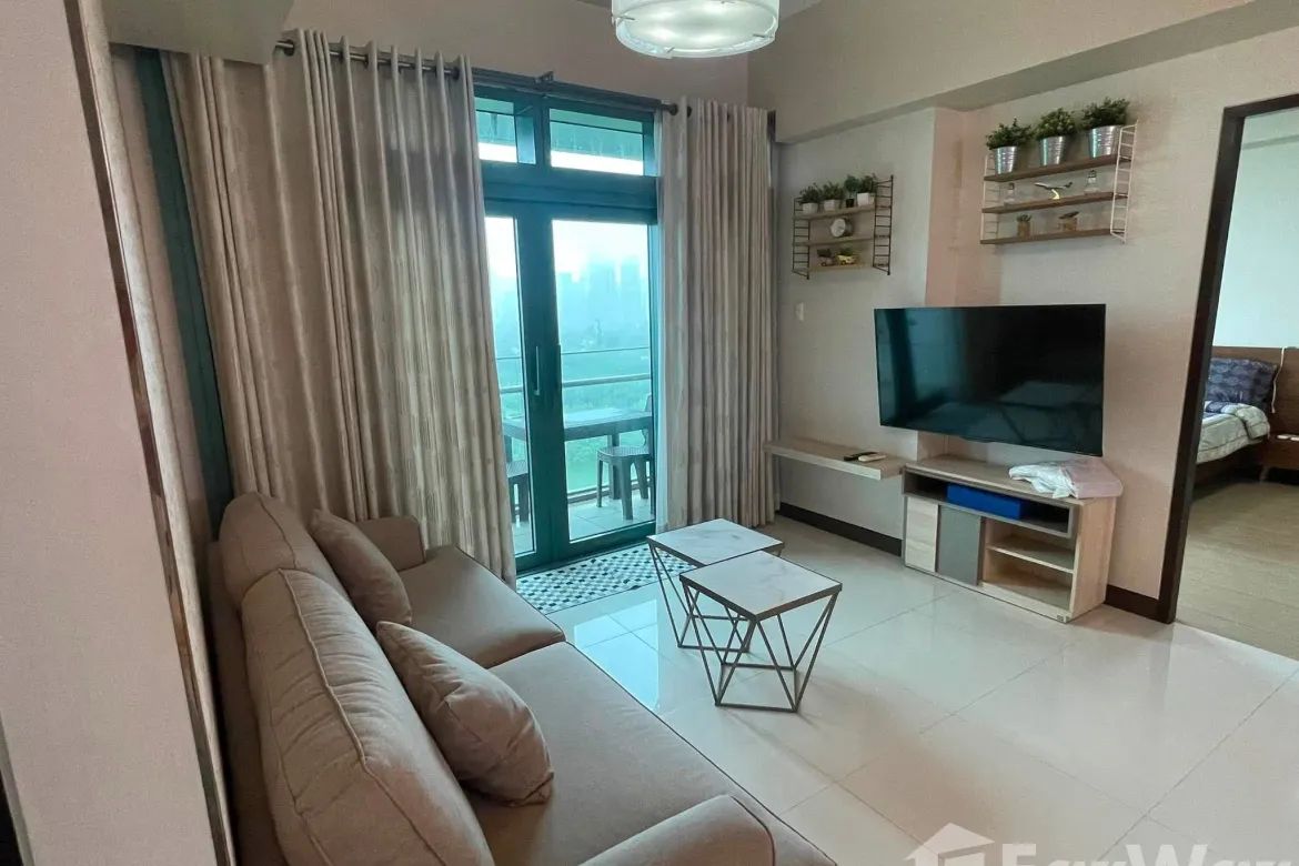 2 Bedroom Condo for Rent in EIGHT FORBESTOWN ROAD, Bagong Tanyag, Taguig, Metro Manila photo 3
