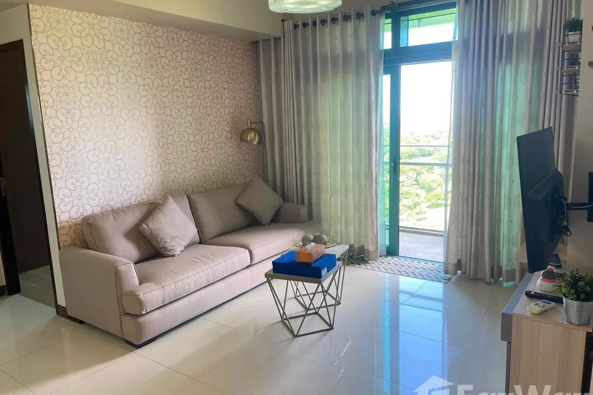 2 Bedroom Condo for Rent in EIGHT FORBESTOWN ROAD, Bagong Tanyag, Taguig, Metro Manila photo 6