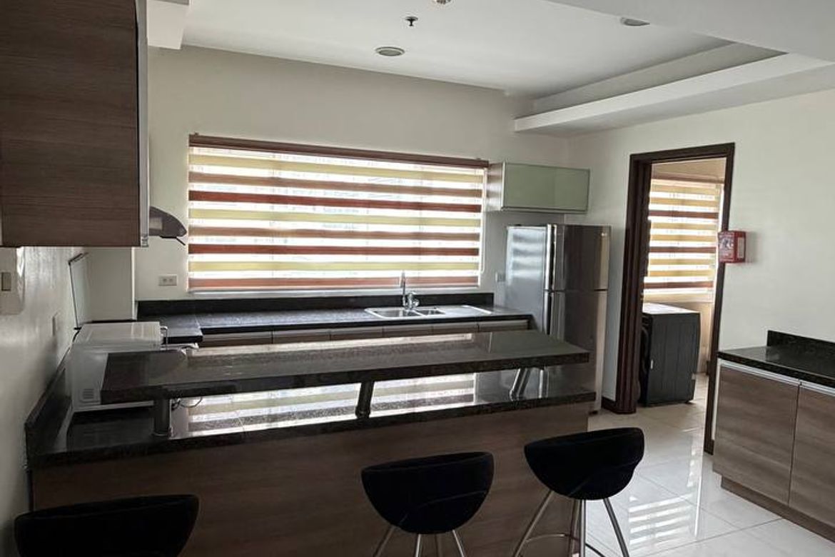 2 Bedroom Condo for Rent in Ermita, Manila, Metro Manila near LRT-1 Pedro Gil photo 4