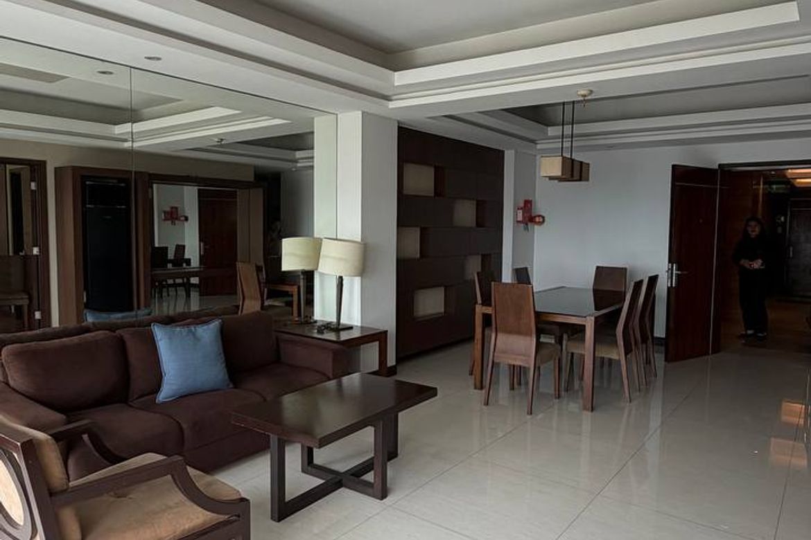2 Bedroom Condo for Rent in Ermita, Manila, Metro Manila near LRT-1 Pedro Gil