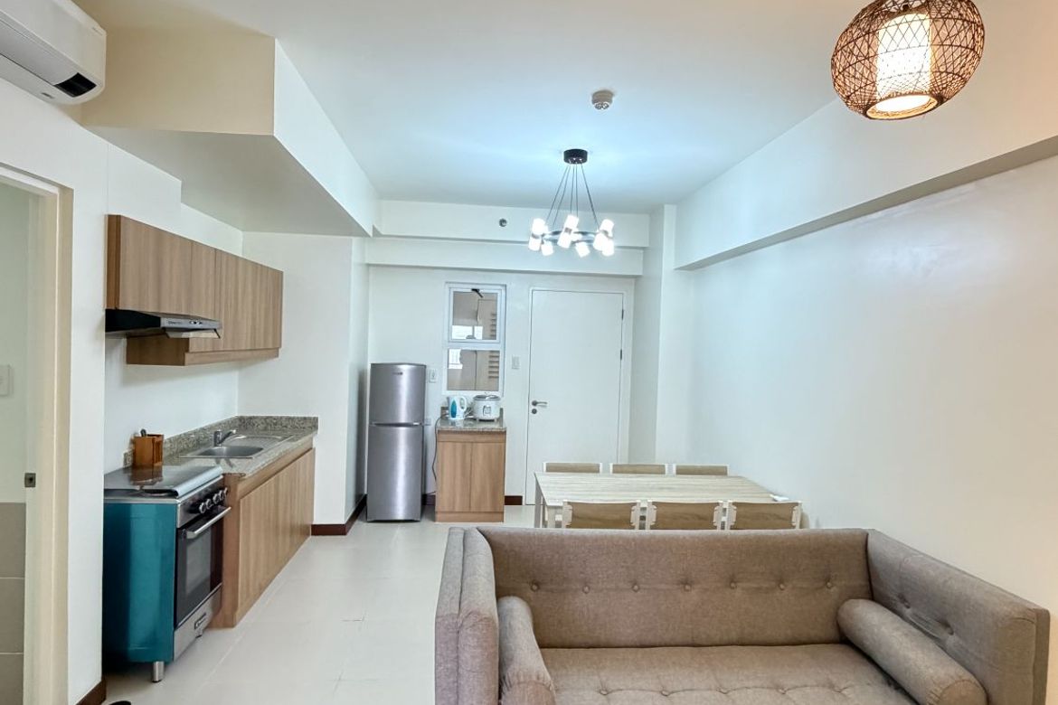 2 Bedroom Condo for Rent in Fairlane Residences, Kapitolyo, Pasig, Metro Manila near MRT-3 Boni photo 3
