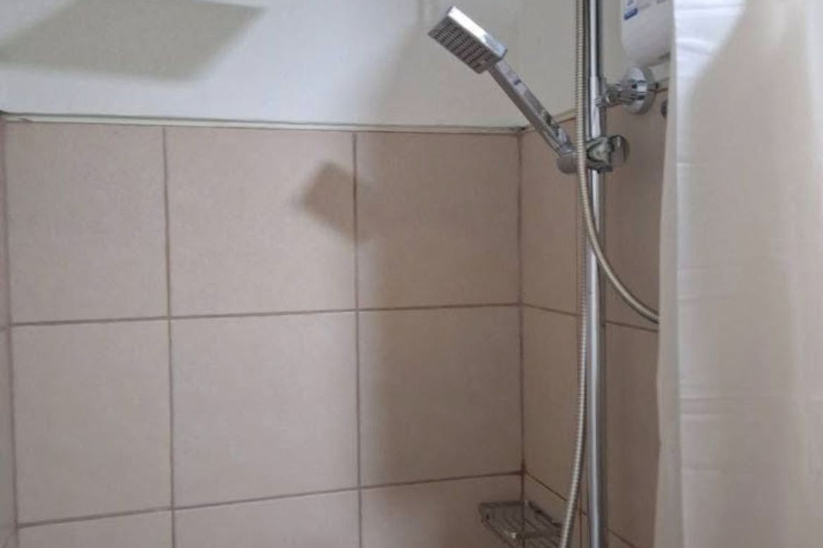 2 Bedroom Condo for Rent in Field Residences, San Dionisio, Parañaque, Metro Manila photo 6