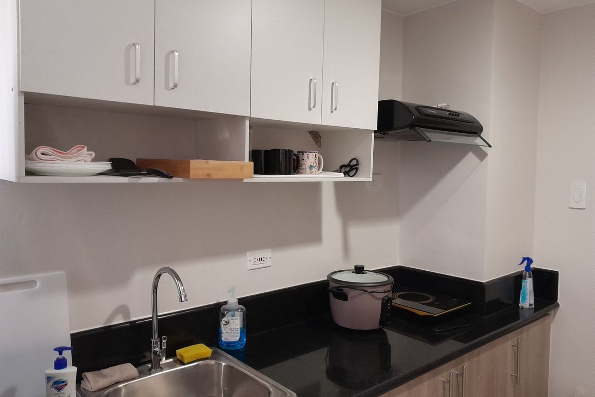 2 Bedroom Condo for Rent in Field Residences, San Dionisio, Parañaque, Metro Manila photo 2