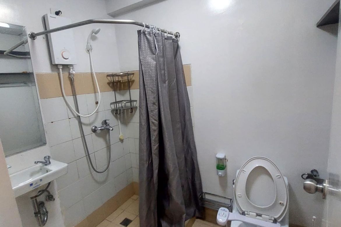 2 Bedroom Condo for Rent in Gateway Garden Heights, Barangka Ilaya, Mandaluyong, Metro Manila near MRT-3 Boni photo 7