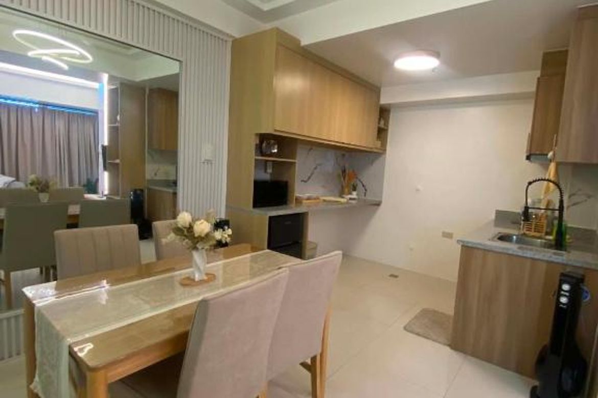 2 Bedroom Condo for Rent in Kapitolyo, Pasig, Metro Manila photo 2